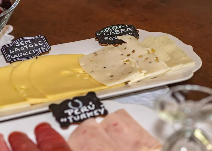 昆塔福斯酒店 *