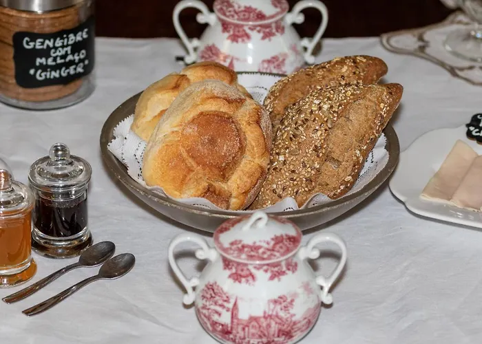 昆塔福斯酒店 *